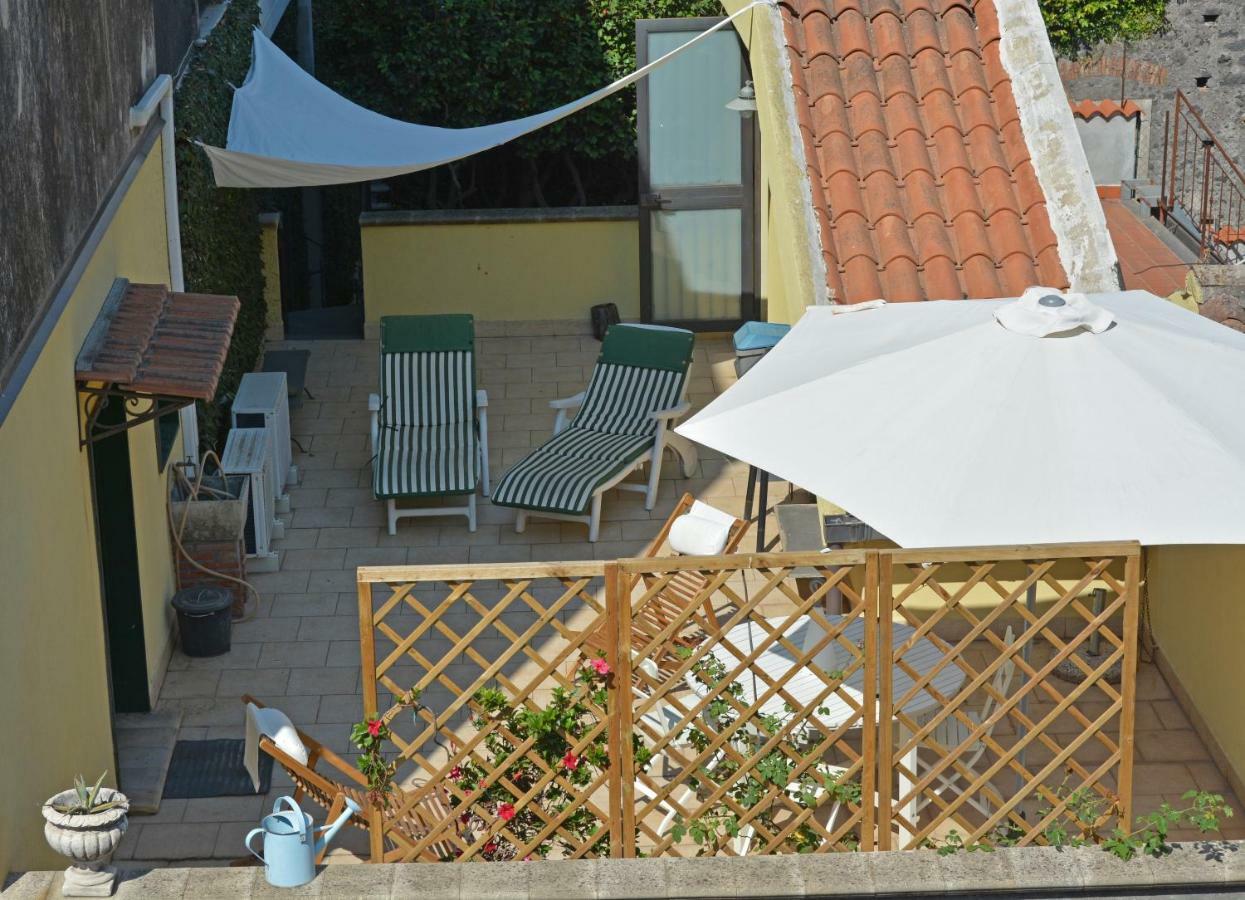 B&B Di Charme Camelie Palazzo Nicotra Riposto Exteriér fotografie