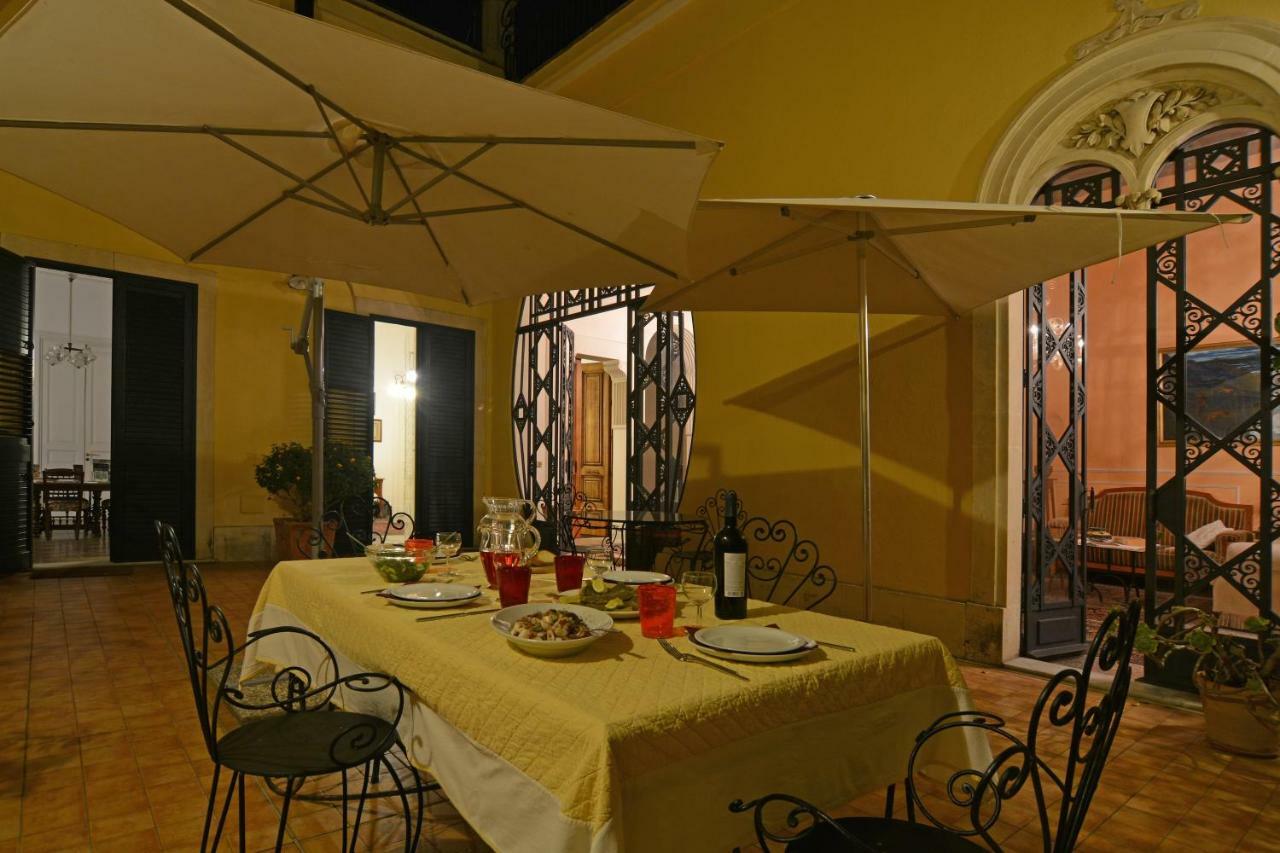B&B Di Charme Camelie Palazzo Nicotra Riposto Exteriér fotografie